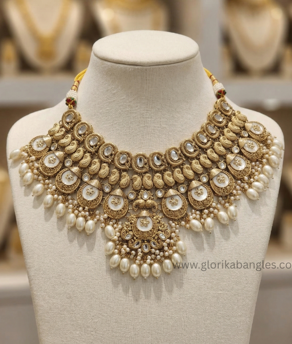 Antique Gold Kundan Bridal Set